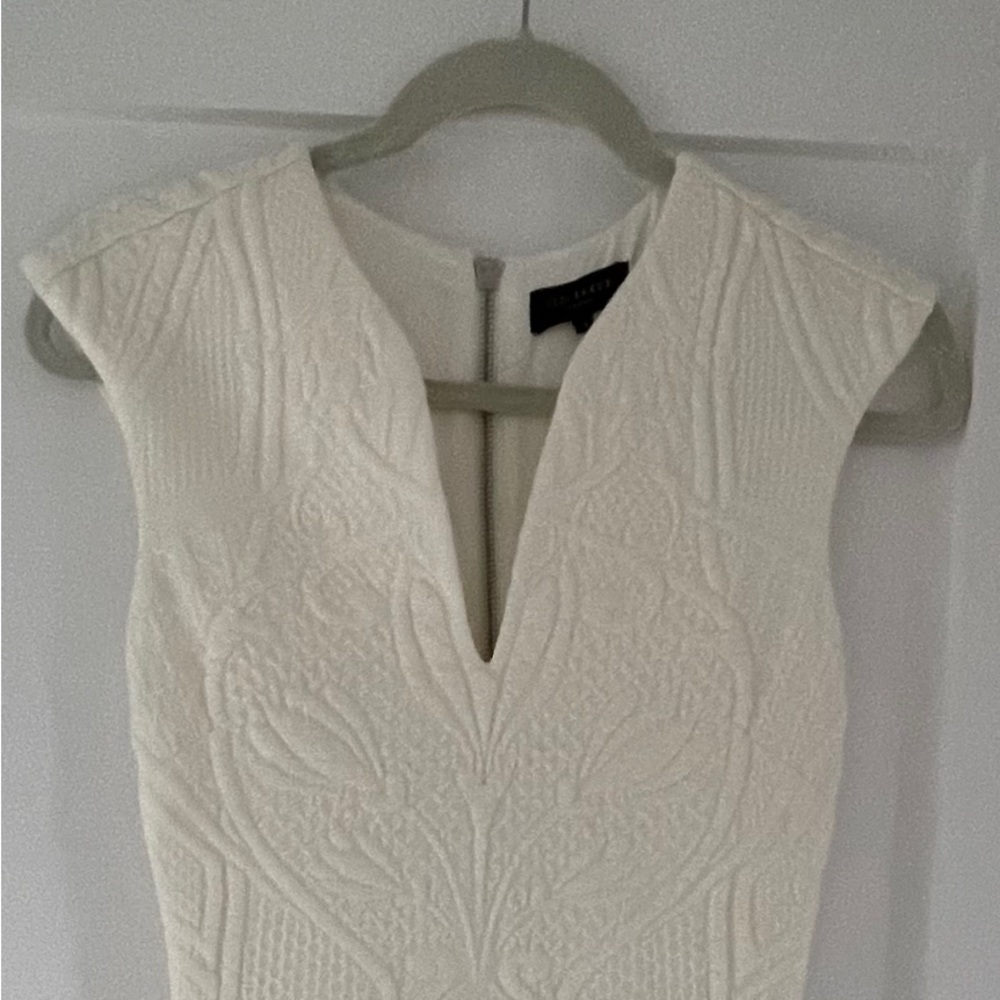 Ted Baler London bodycon midi dress - White - size 1 (worn only once!!)